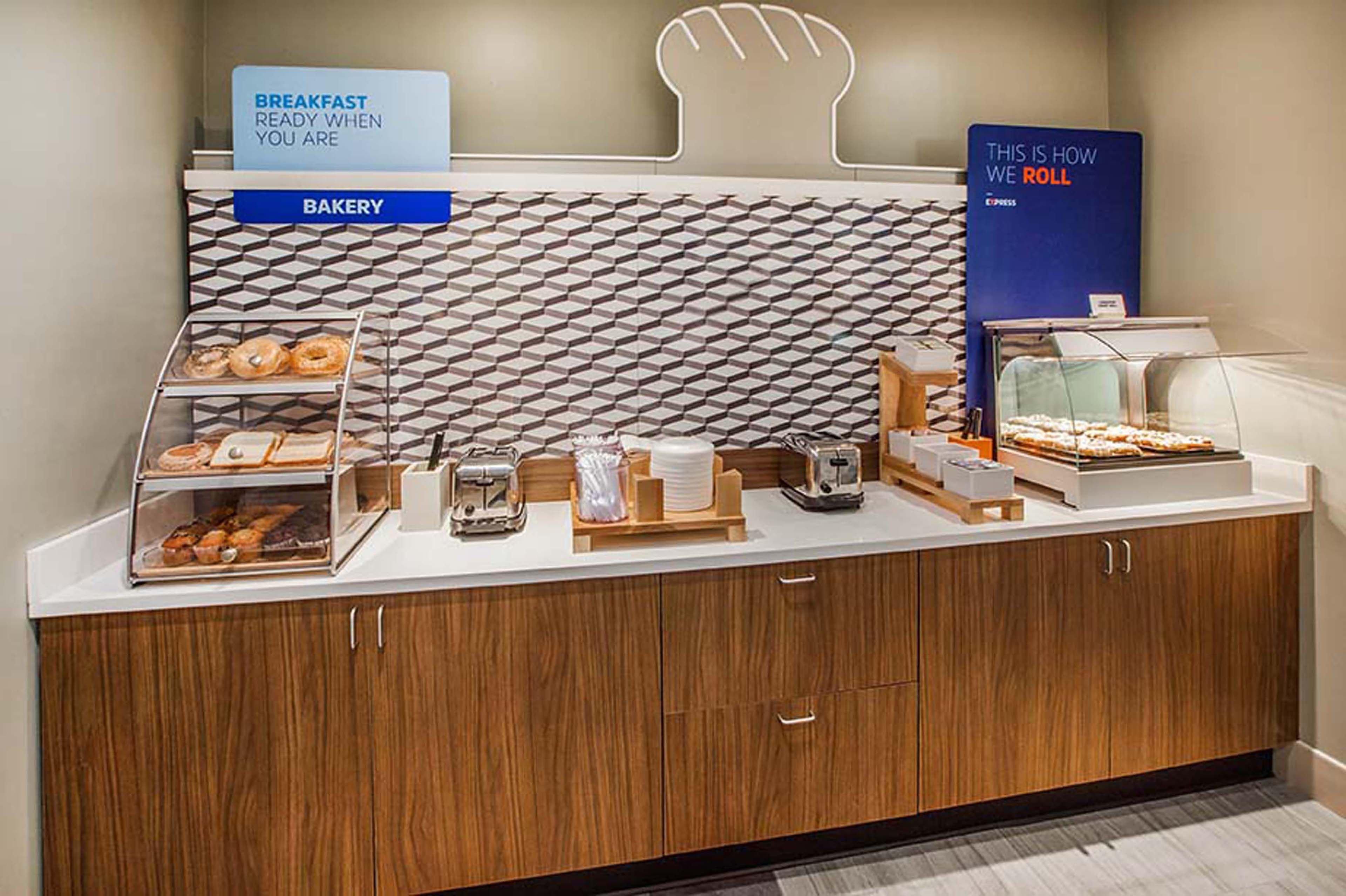 Holiday Inn Express & Suites - Columbia City By Ihg Dış mekan fotoğraf